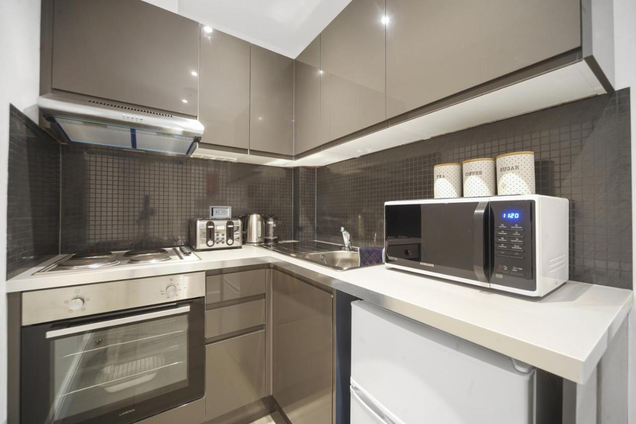 Studio Apartment By Homely Stays ロンドン エクステリア 写真